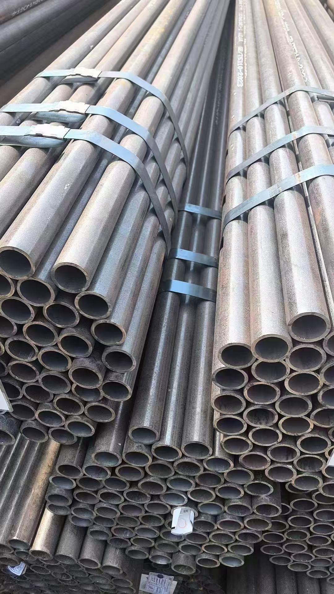 低溫再熱器管 Φ57×4.5mm,材質：12Cr1MoVG。含材質證明、出廠合格證，水壓試驗、通球報告等資料